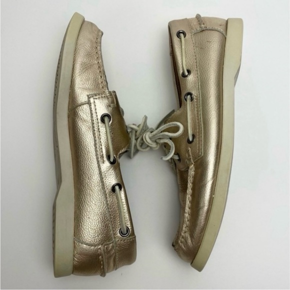 ❤️ WHITE MOUNTAIN Headsail Metallic Leather Boat Shoes Rose Gold Preppy Coastal - Picture 7 of 12